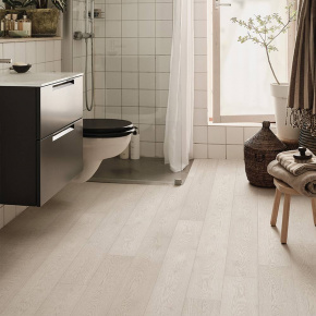 Ламинат Pergo Uppsala pro L1249-08591 Дуб Белоствольный (1,596 м2) в интерьере