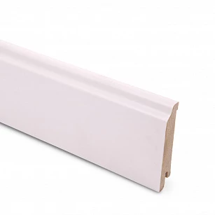 Плинтус шпонированный Lab Arte Oak White 80х15х2500 в интерьере